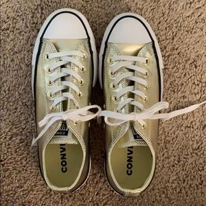 Gold never worn Converse Platform Sneaker